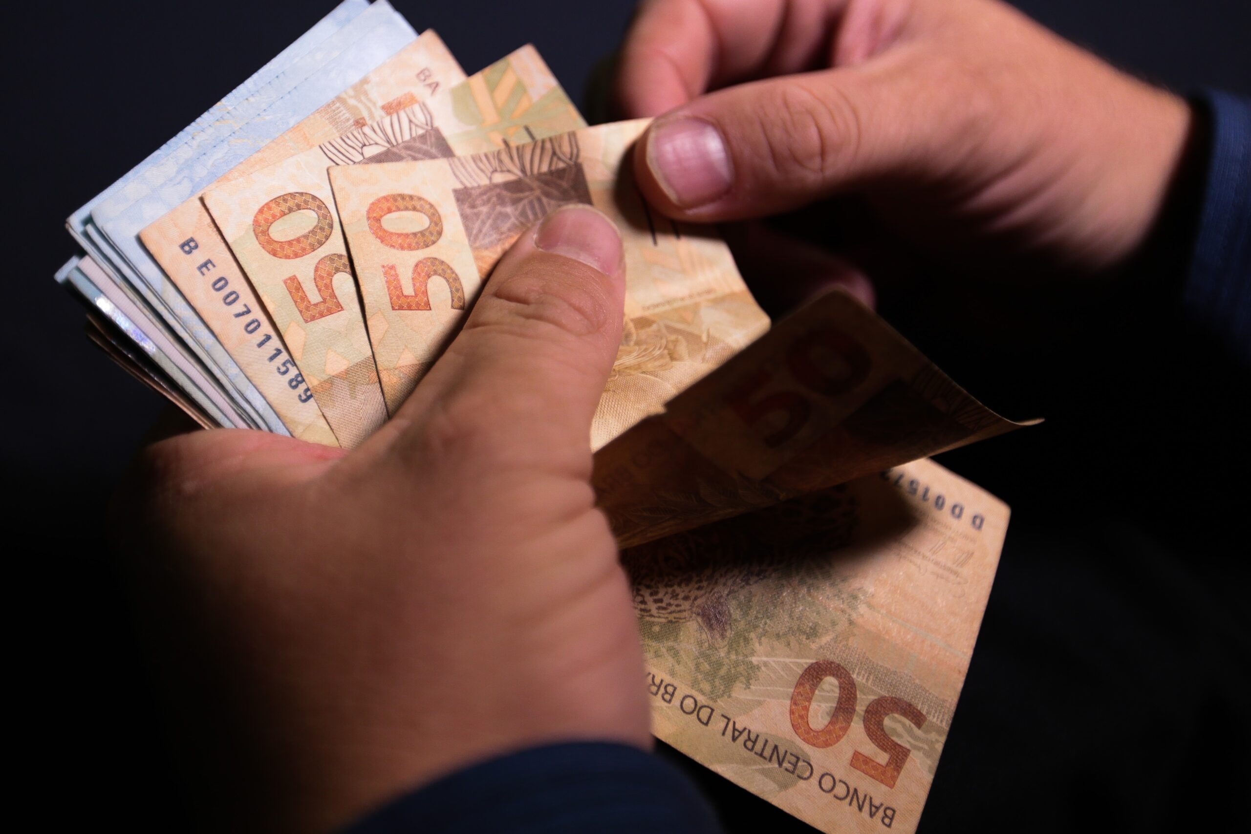Banco Central informa que 48 milhões de pessoas ainda têm dinheiro esquecido nos bancos