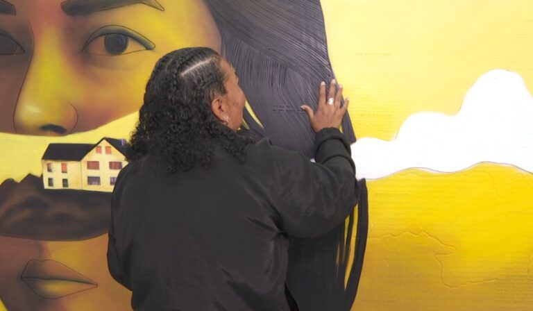 Obra em Piracicaba torna arte acessível para pessoas com deficiência visual