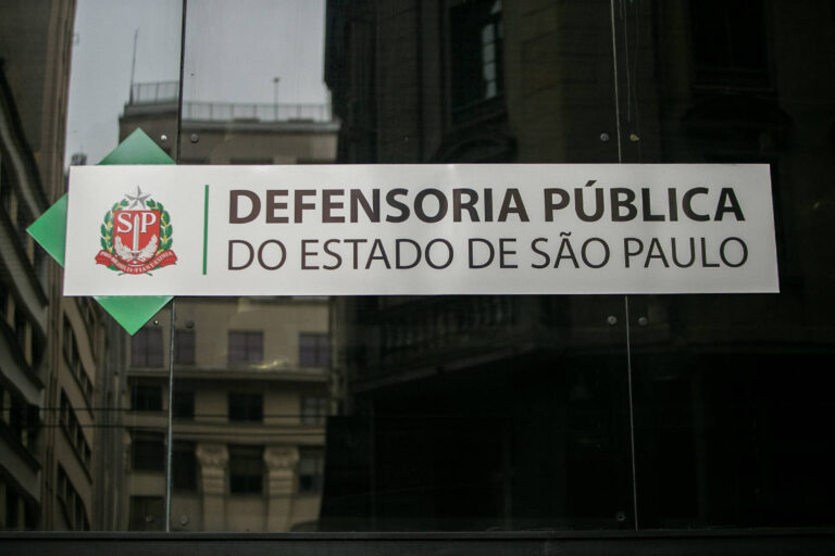 Urgência por pagamento de penduricalhos é cobrada por defensores de SP