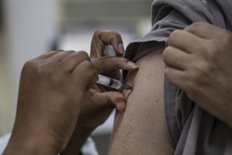 Pneumonia cresce alarmantemente em São Paulo com aumento de internações