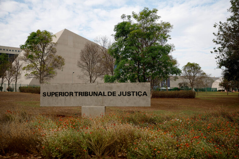 Delegado da PF deixa investigações sobre gabinetes do STJ