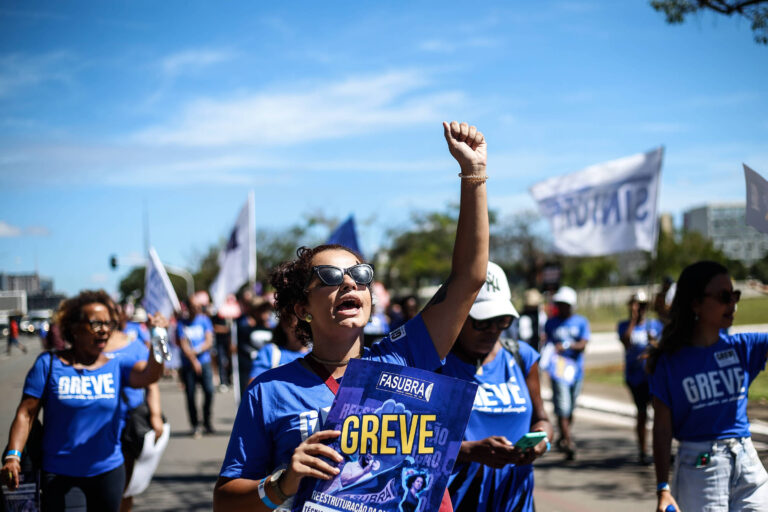 Governo propõe aumento de 17,5% no auxílio-alimentação