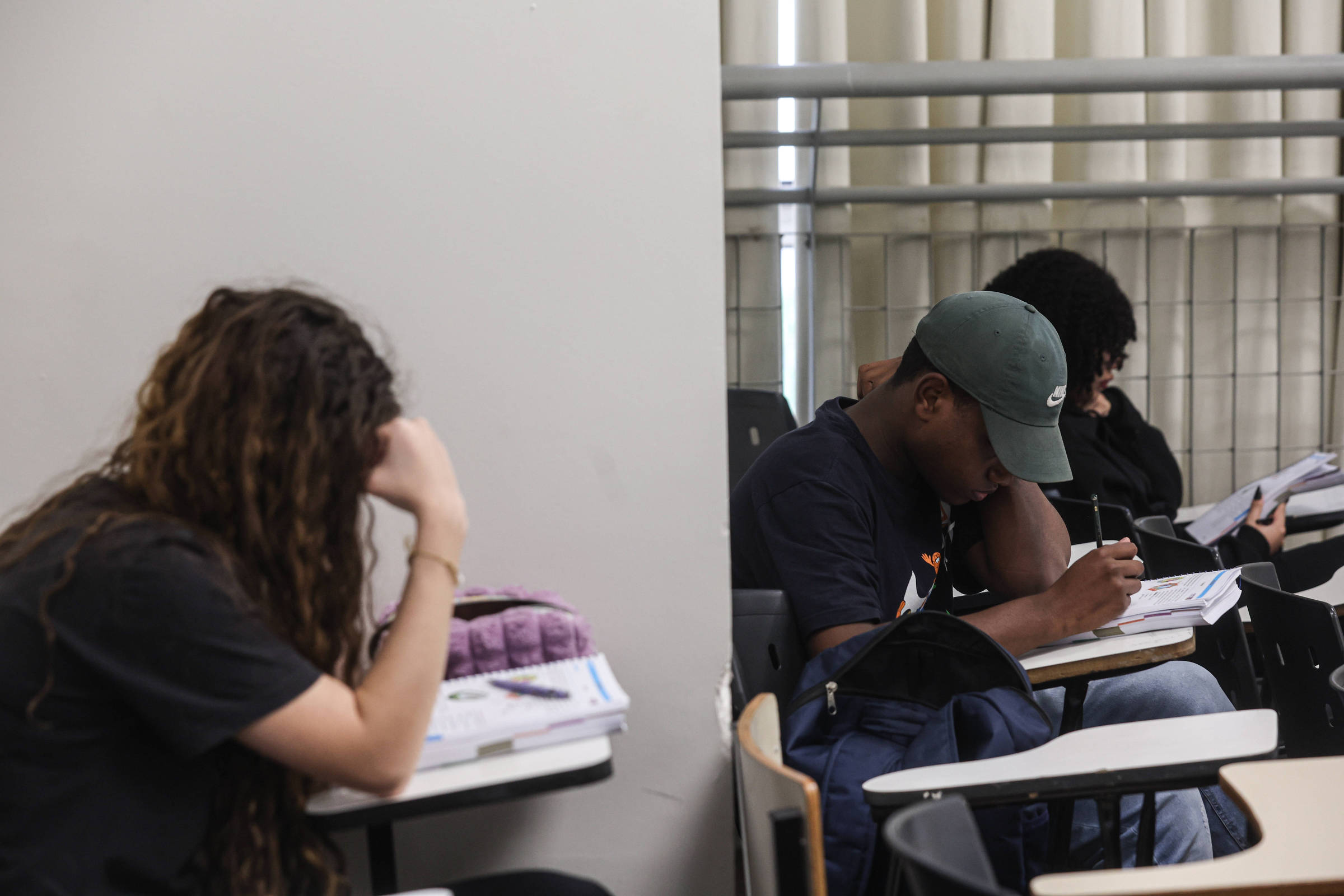 Mudança no Enem gera controvérsias entre estudantes