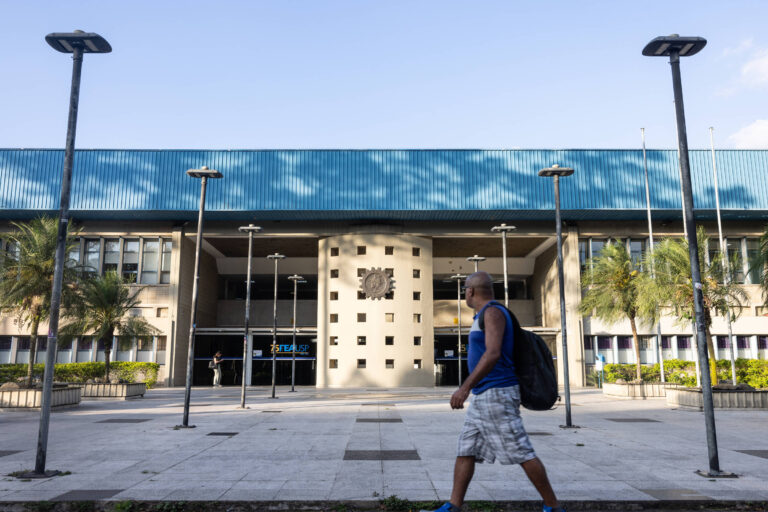 Simulado da Fuvest traz novo formato interdisciplinar