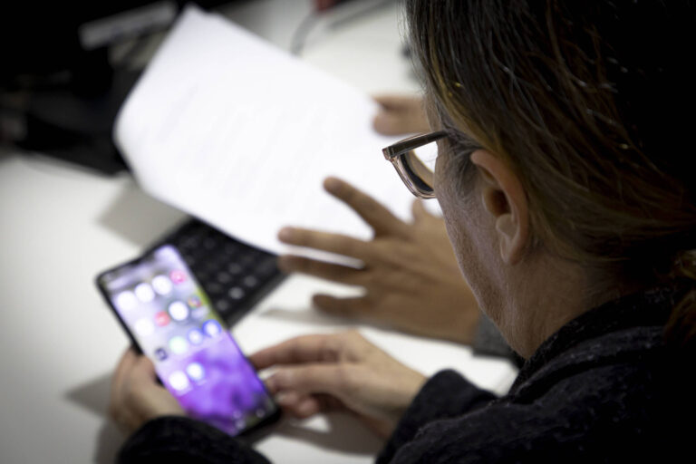 A importância de adotar novas tecnologias na terceira idade