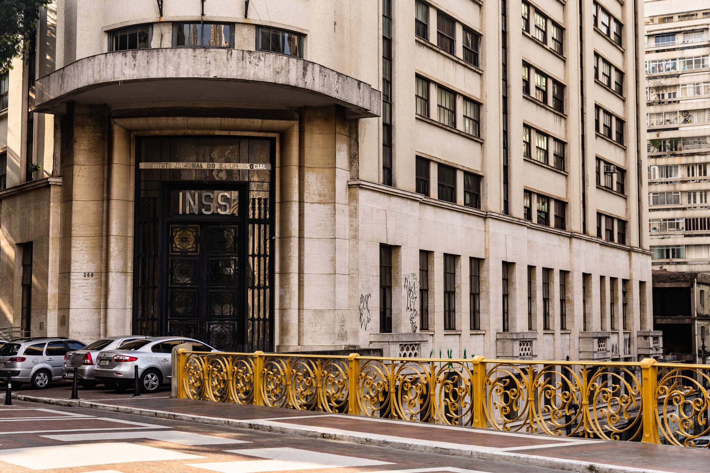 Prazo para contestar descontos indevidos do INSS se encerra em 14 de novembro