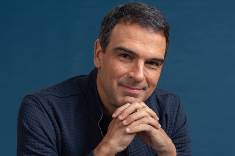Globo busca ex-participantes do BBB da era Pedro Bial para novo reality
