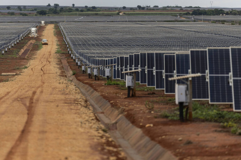 Aneel propõe tarifa de energia variável conforme horário