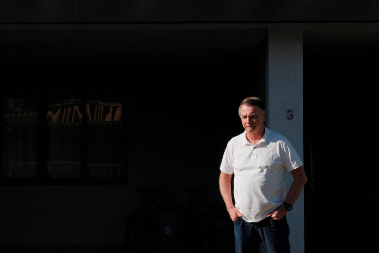Visita de auxiliar de Moraes à Papuda antes de julgamento de Bolsonaro
