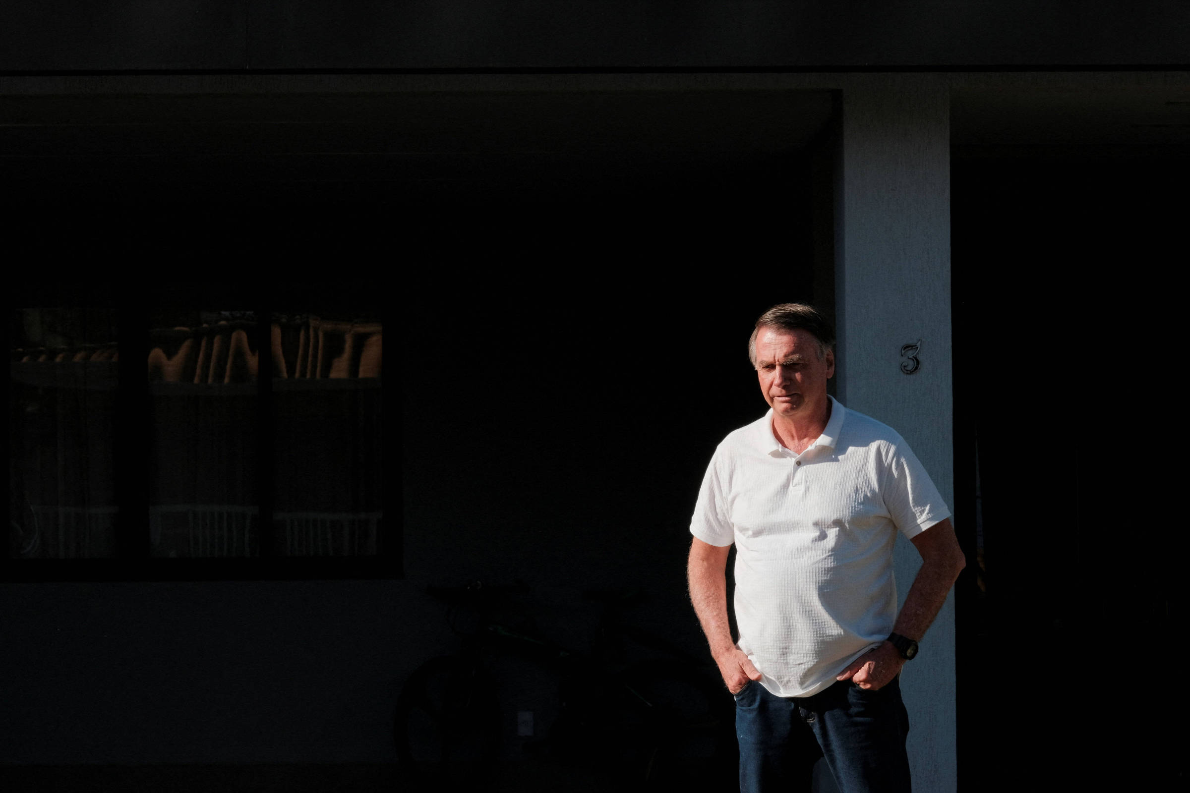 Visita de auxiliar de Moraes à Papuda antes de julgamento de Bolsonaro