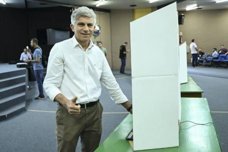 Movimentações financeiras de ex-presidente da Contag sob investigação