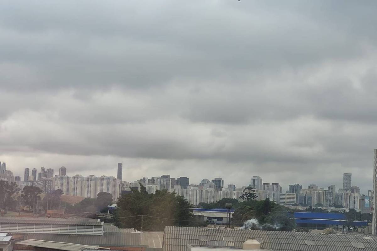 Frente fria traz queda na temperatura em São Paulo