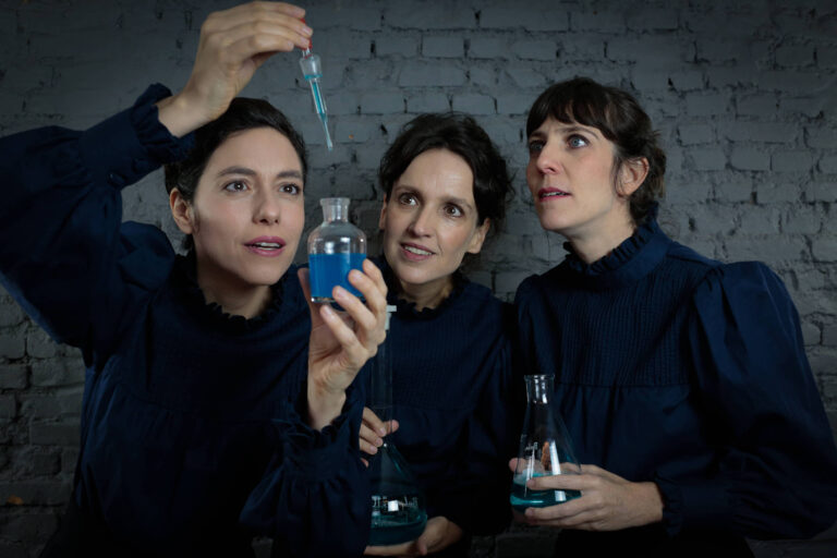 Peça em São Paulo retrata a vida de Marie Curie, cientista premiada