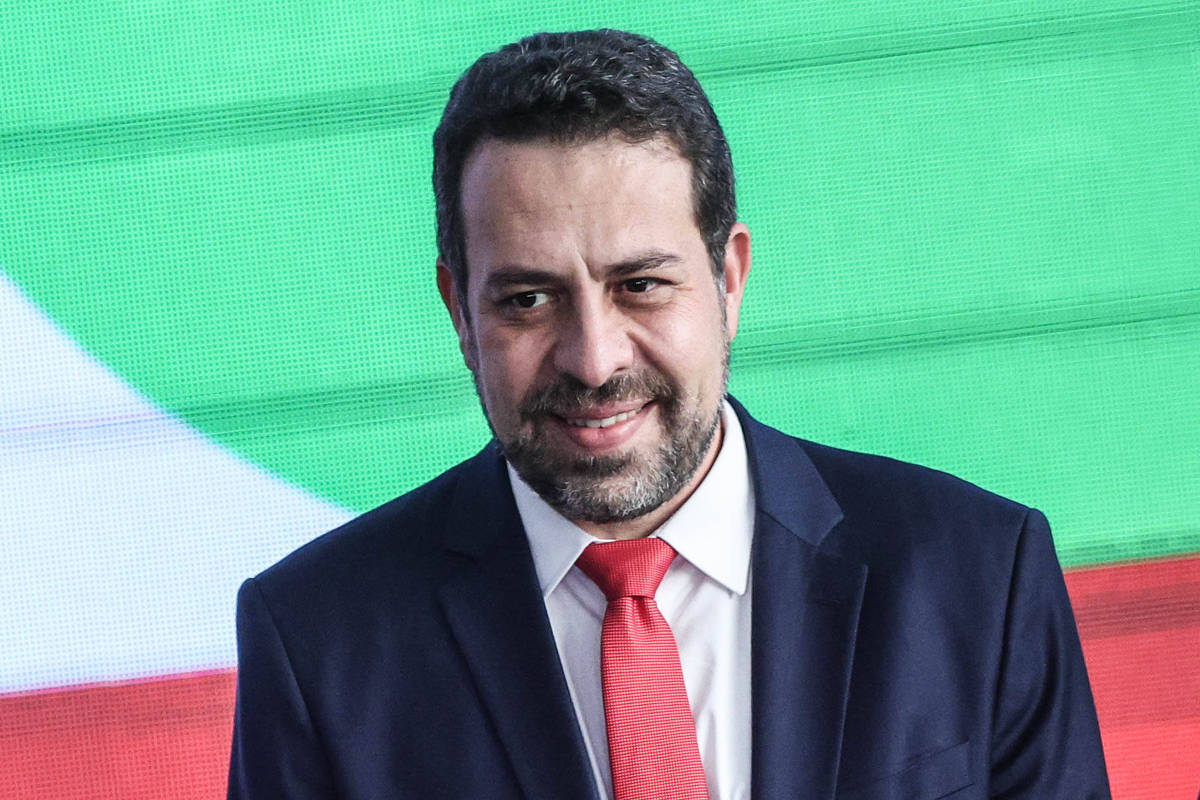 Boulos critica impunidade na tragédia de Mariana
