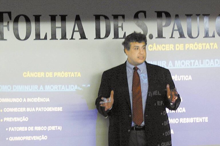 Campanha Novembro Azul foi inspirada pela morte de urologista