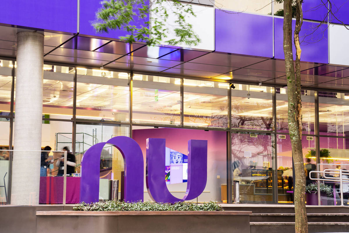 Nubank demite 12 funcionários após reunião tensa sobre home office