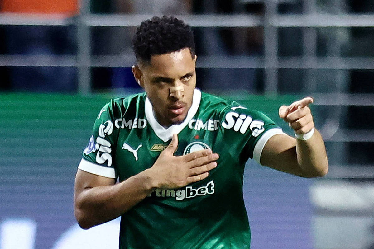 Palmeiras avança na liderança após vitória sobre o Santos