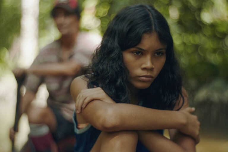 Exibição do filme 'Manas' aborda violência sexual infantil no Pará