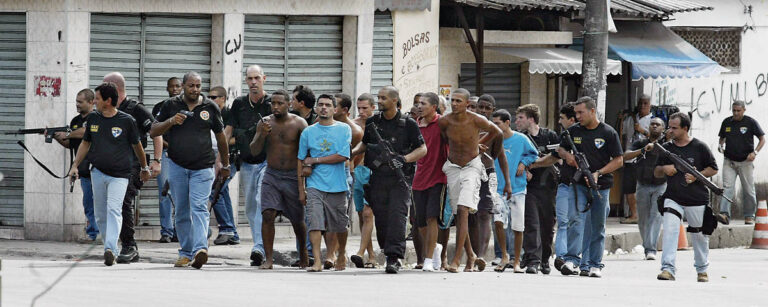 Doca, o traficante que coordena o crime pelo WhatsApp