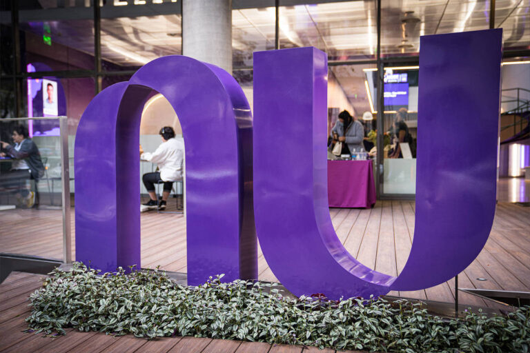 Nubank pode demitir por justa causa após polêmica sobre o fim do home office