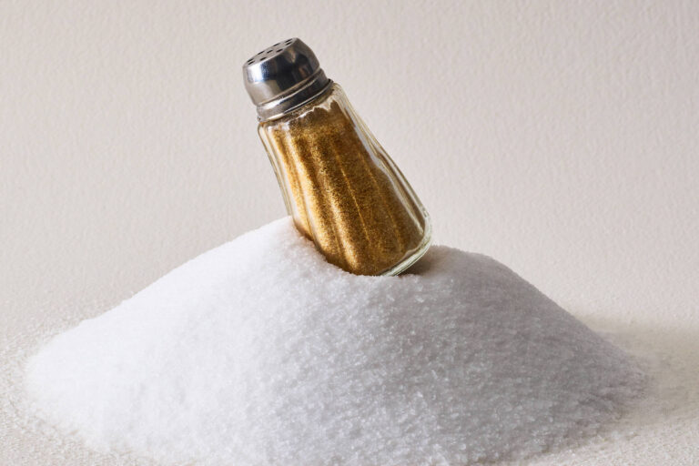 Quatro dicas para reduzir o consumo de sal na alimentação