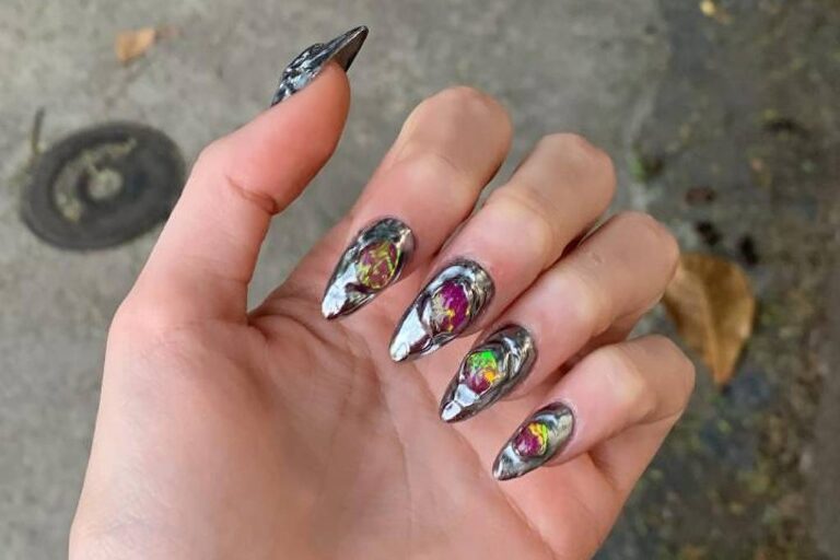 Proibição de substâncias em esmaltes em gel: o que muda para os consumidores