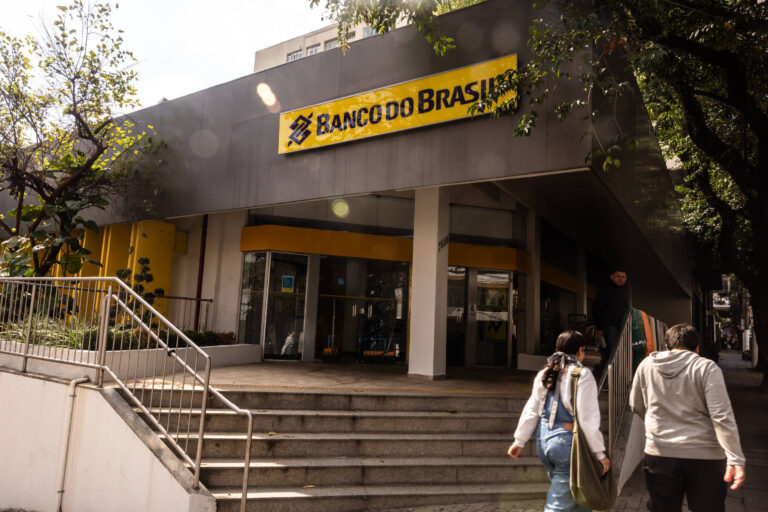 Bancos fechados na quinta-feira (20) por feriado da Consciência Negra