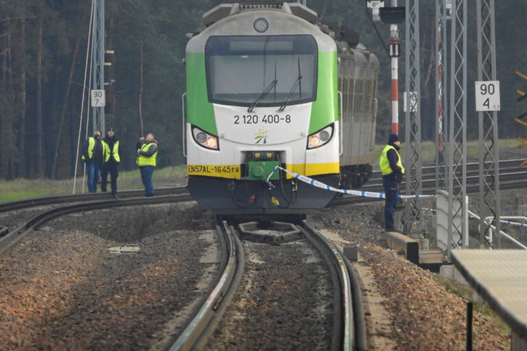 Polônia aponta Rússia como responsável por sabotagem em ferrovia