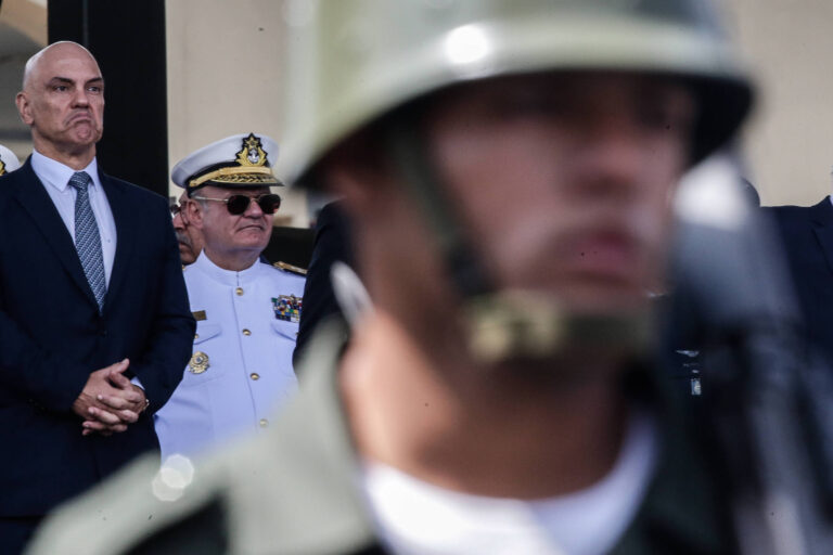 Decisão do STF sobre general Teophilo reduz tensão com os militares