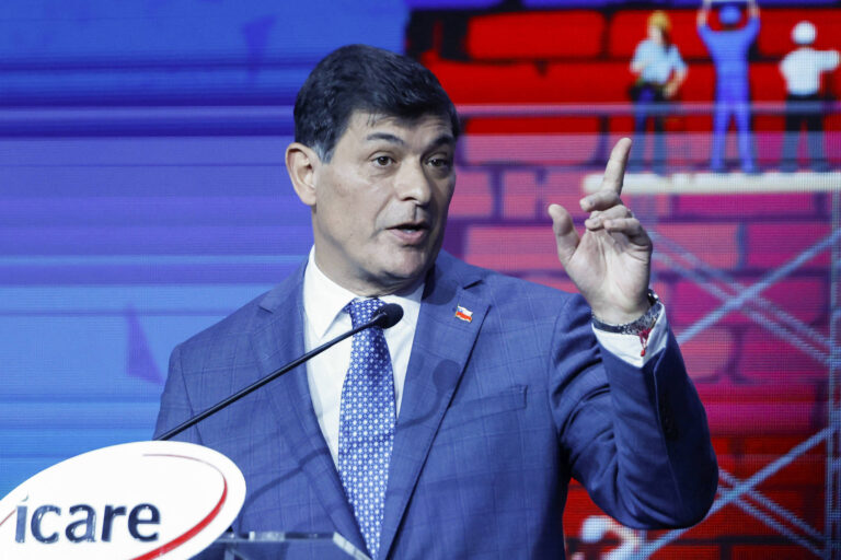 Candidatos à presidência no Chile farão debate no YouTube com apoio de Franco Parisi