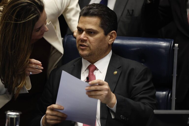 Sabatina de Jorge Messias no Senado está marcada para 10 de dezembro