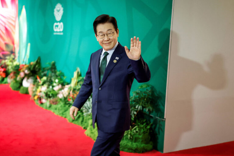 Conflito entre Coreias pode acontecer a qualquer momento, alerta presidente sul-coreano