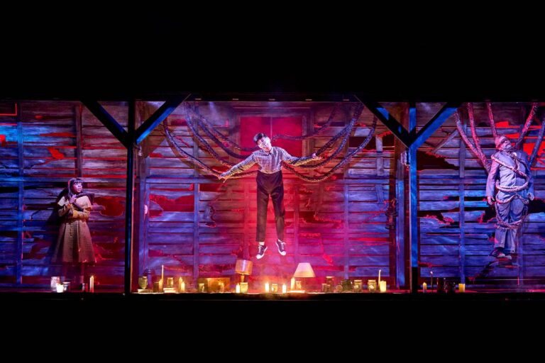 Peça de 'Stranger Things' é elogiada pelos efeitos, mas peca no roteiro