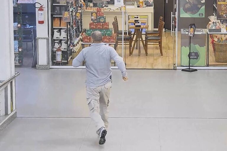 Agente penitenciário atira em vizinho dentro de supermercado em Marília