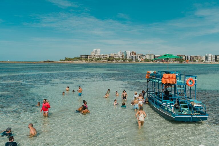 Maceió se destaca como o principal destino turístico para famílias no Brasil