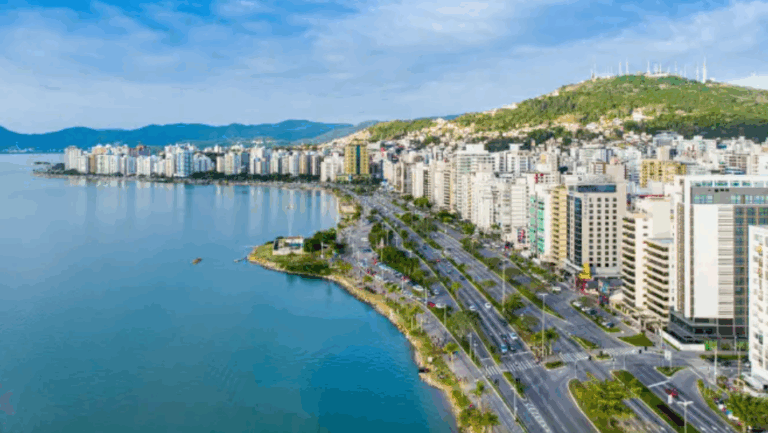 Florianópolis terá semana chuvosa com temperaturas amenas