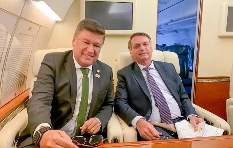 Oposição busca projeto para modificar regime de Bolsonaro