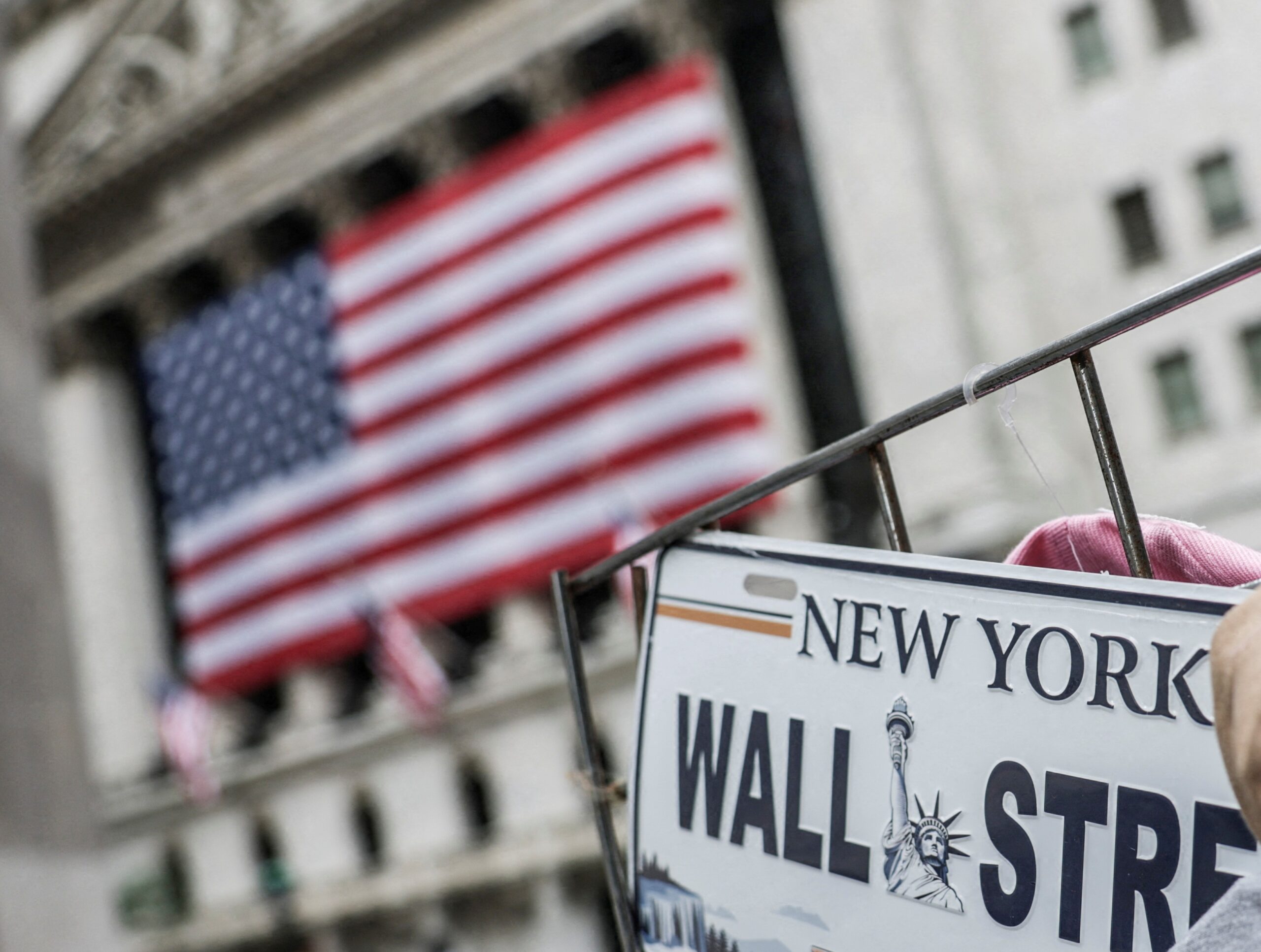 Bolsas de Nova York fecham em direções opostas