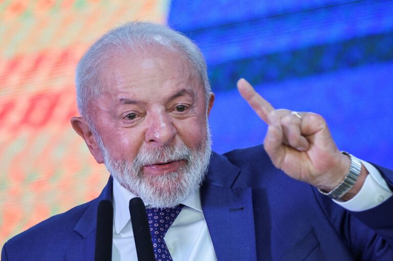 Lula critica normalização da chantagem tarifária para conquistar mercados