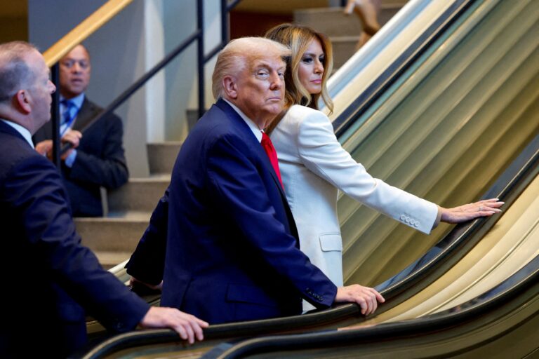 Escada rolante trava durante discurso de Trump na ONU