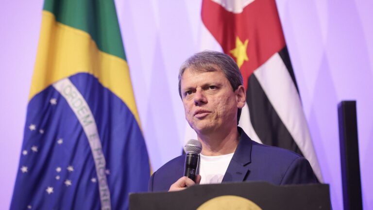 Tarcísio prevê mais que duplicar capacidade do aeroporto de Barretos