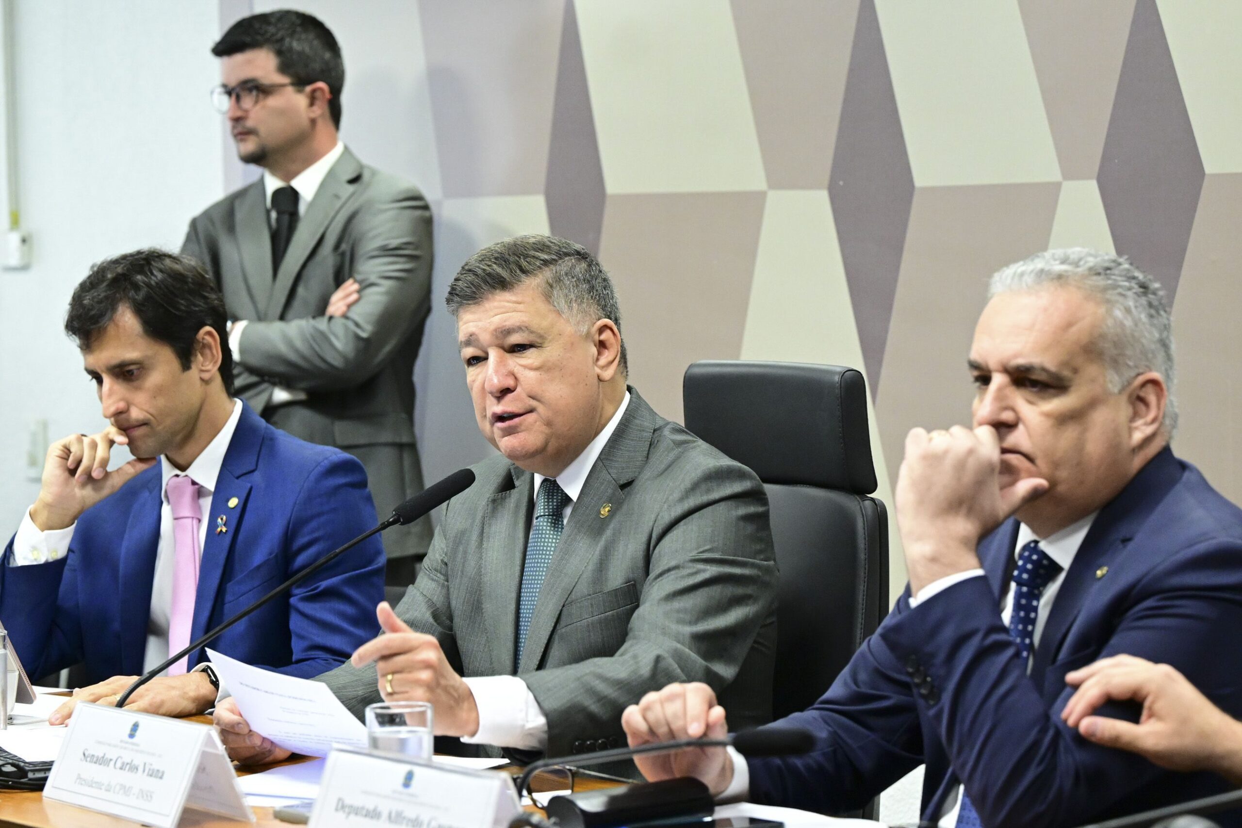 CPMI do INSS deve limitar acesso a documentos