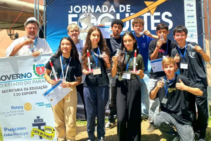 Estudantes do Paraná conquistam vice-campeonato na Olimpíada Brasileira de Foguetes