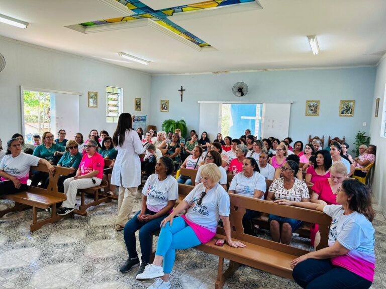 Outubro Rosa mobiliza idosos em Cambira