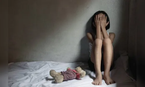 Padrasto é preso após adolescente de 13 anos tentar registrar bebê