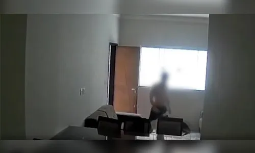 Homem é preso após invadir apartamento para furtar objetos pessoais