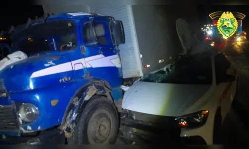 Acidente impressionante em Arapongas: caminhão sobre carro na PR-444