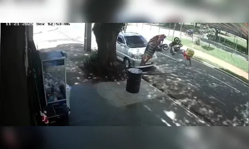 Acidente entre motocicletas em Maringá deixa feridos