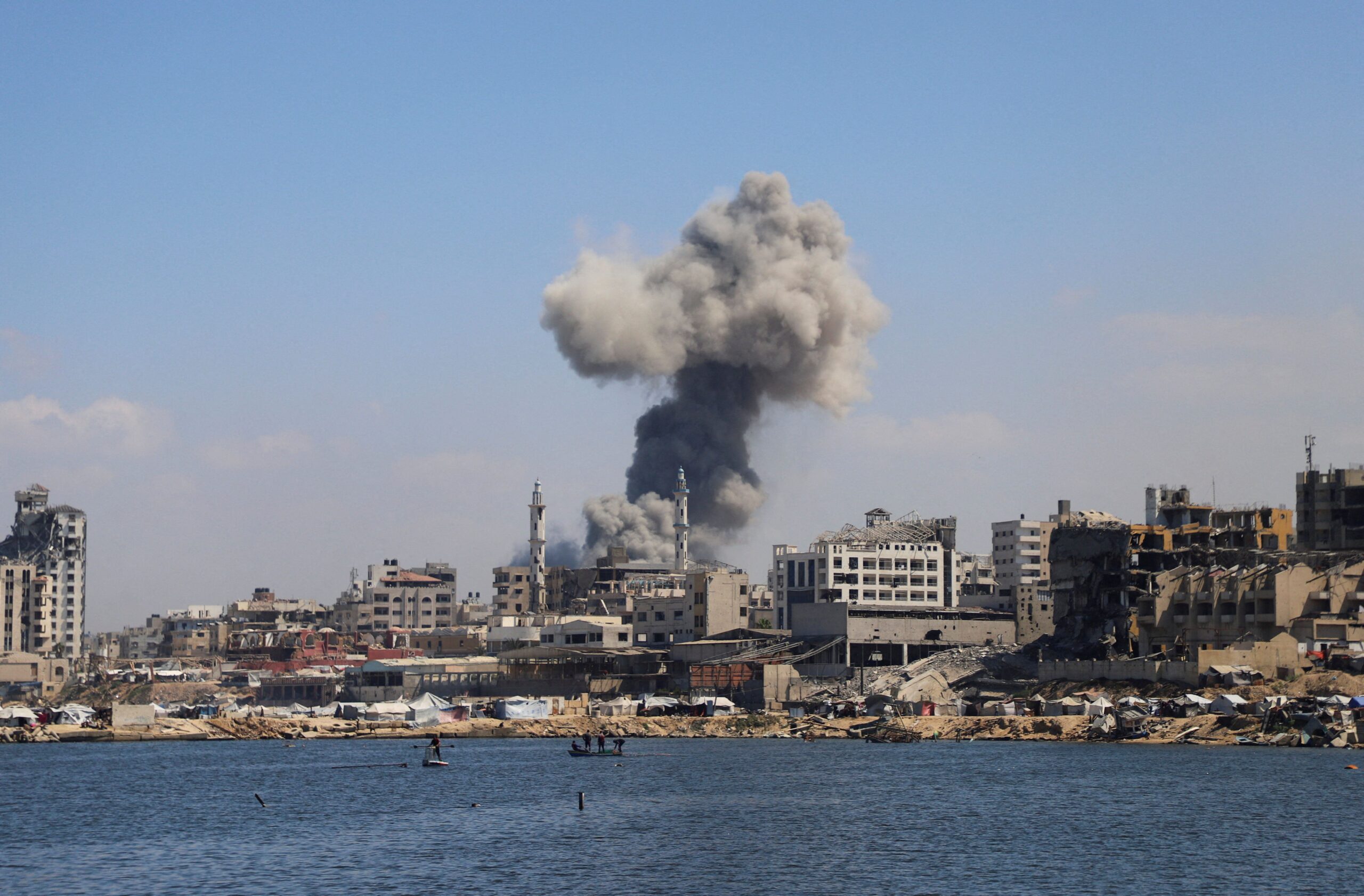 Gaza enfrenta apagão de telecomunicações em meio a avanço militar