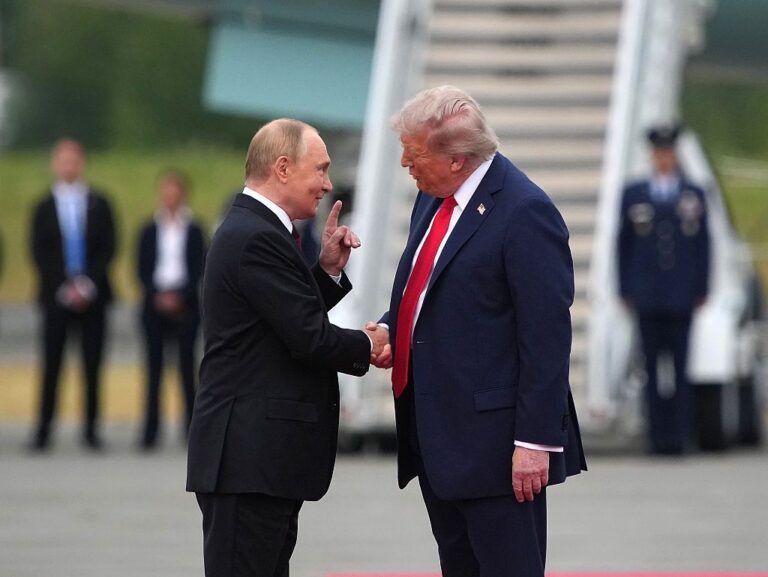 Putin sugere prorrogação do tratado de armas nucleares
